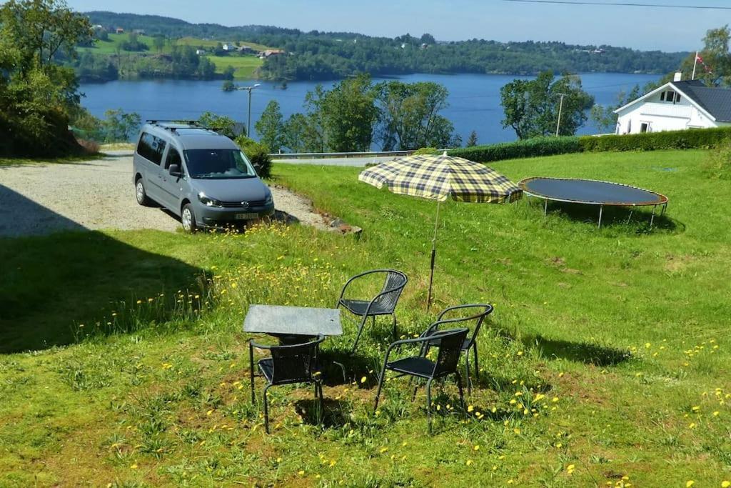 Topfloor Apartment Separate Entranc Nice View Stord Fitjar Eksteriør bilde
